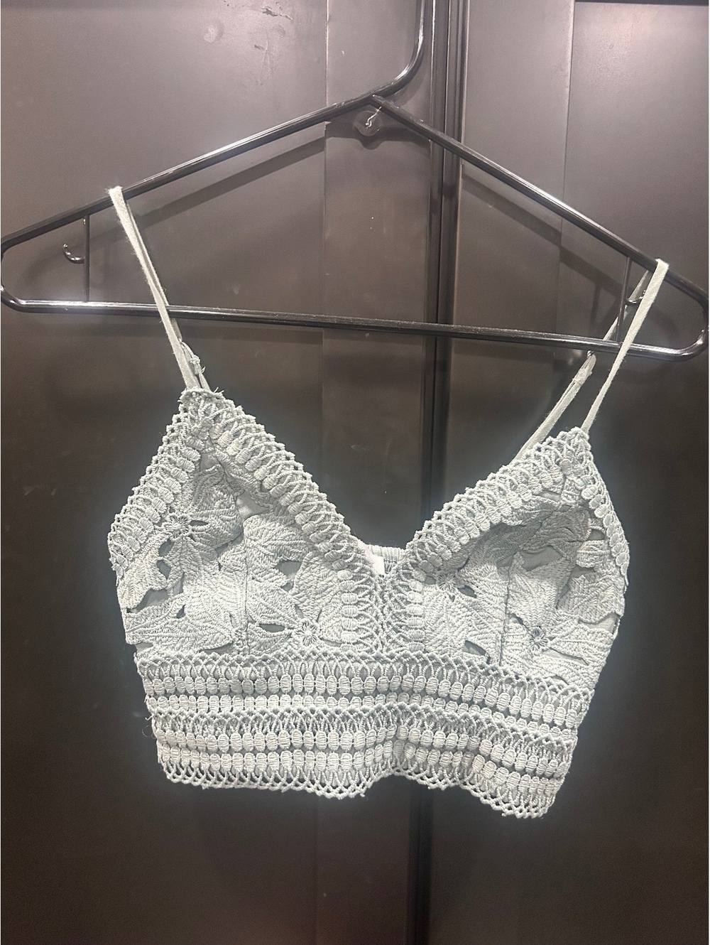 Love Tree Lace Cropped Tank Top in Sage Green, Size Small